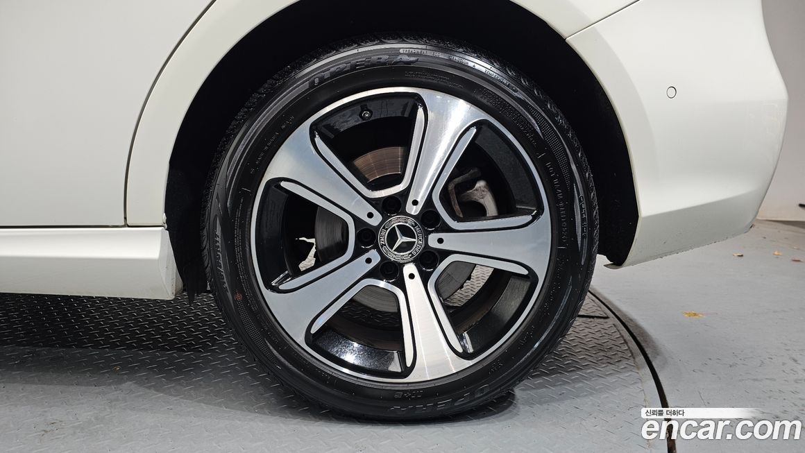 Mercedes-Benz B-Class 2018