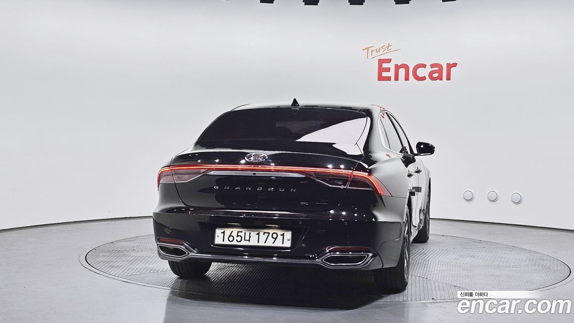 Hyundai Grandeur 2020