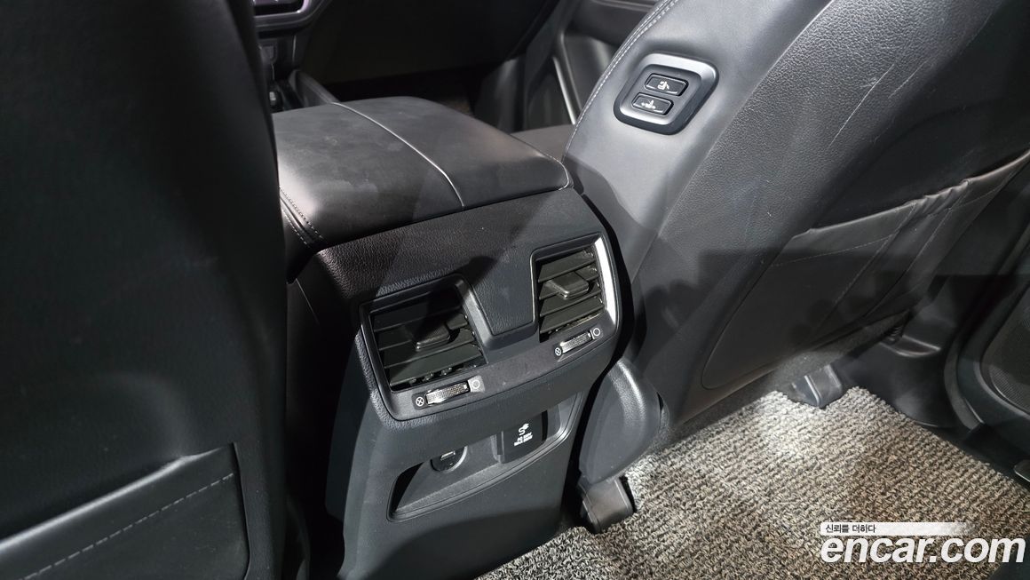 KG_Mobility_Ssangyong Rexton 2020