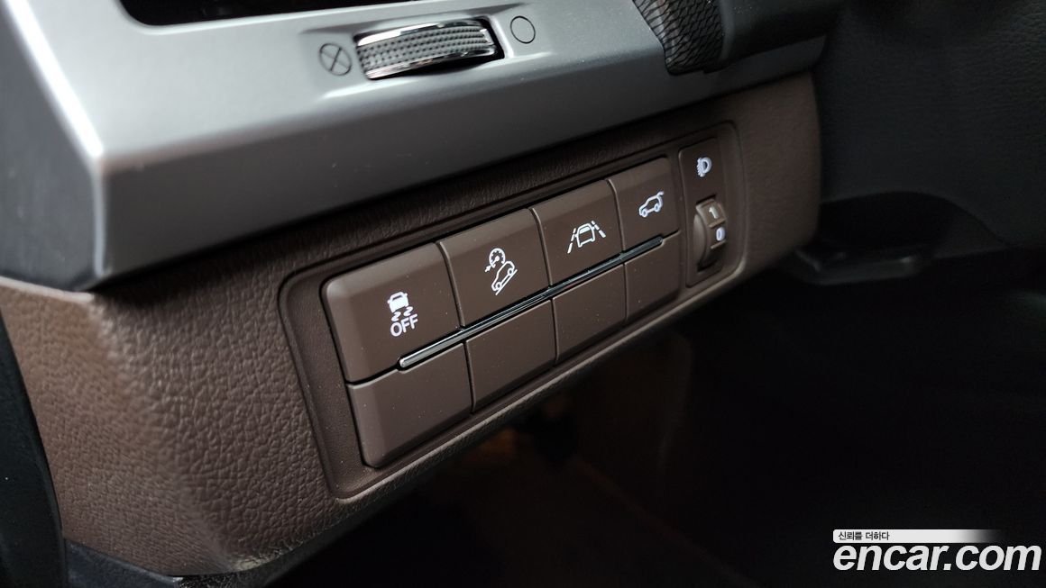 KG_Mobility_Ssangyong Rexton 2023