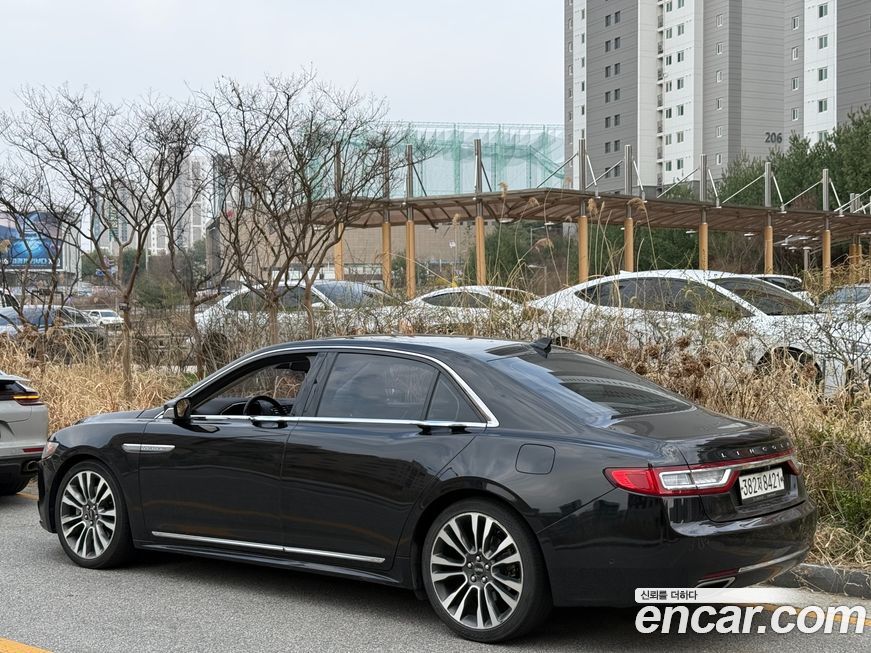 Lincoln Continental 2019