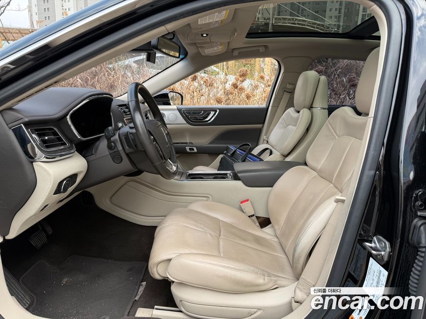 Lincoln Continental 2019