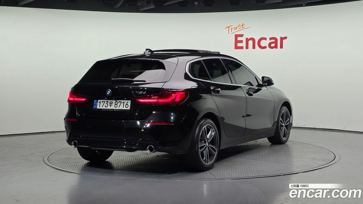 BMW 1-Series 2021