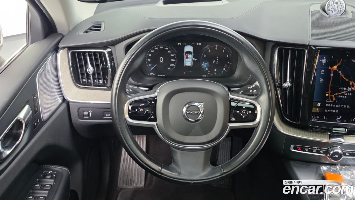 Volvo XC60 2021