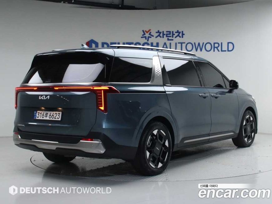 Kia Canival 2024