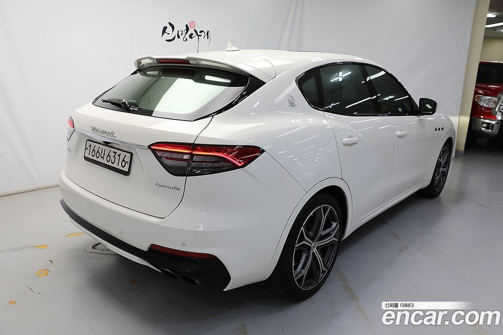 Maserati Levante 2020