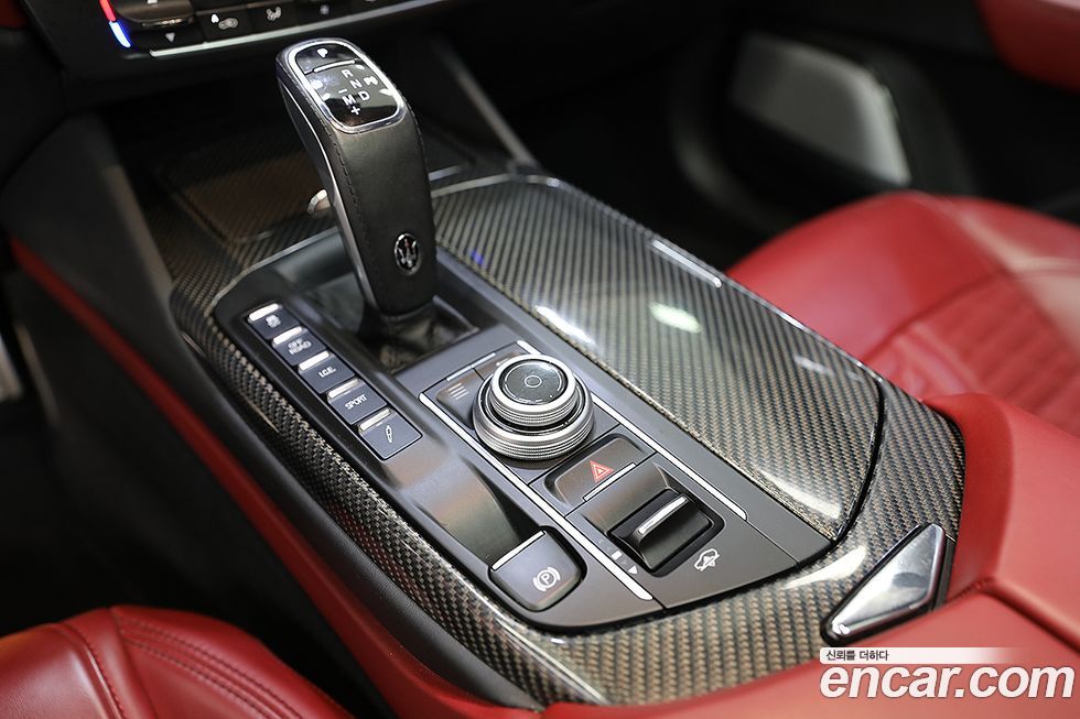 Maserati Levante 2020