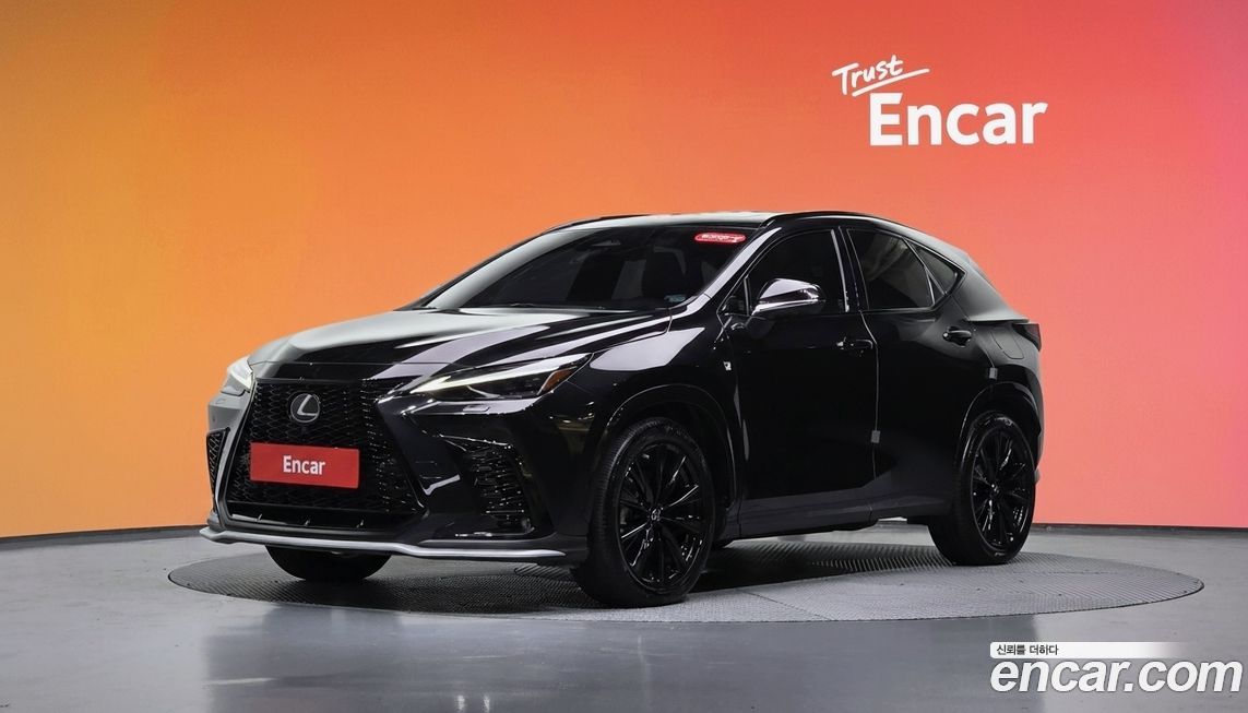 Lexus NX 2023