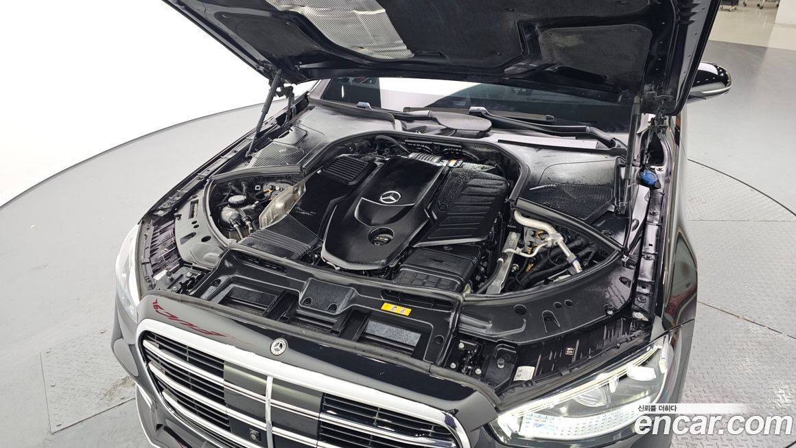 Mercedes-Benz S-Class 2022