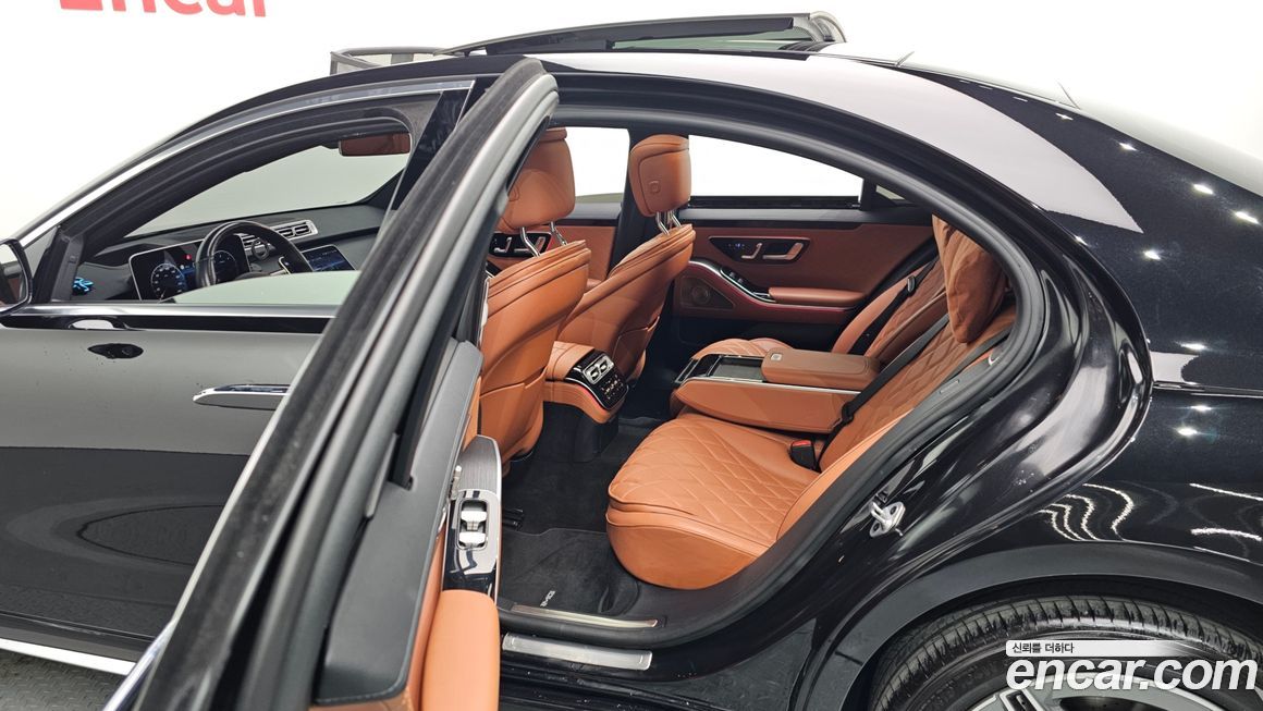 Mercedes-Benz S-Class 2022