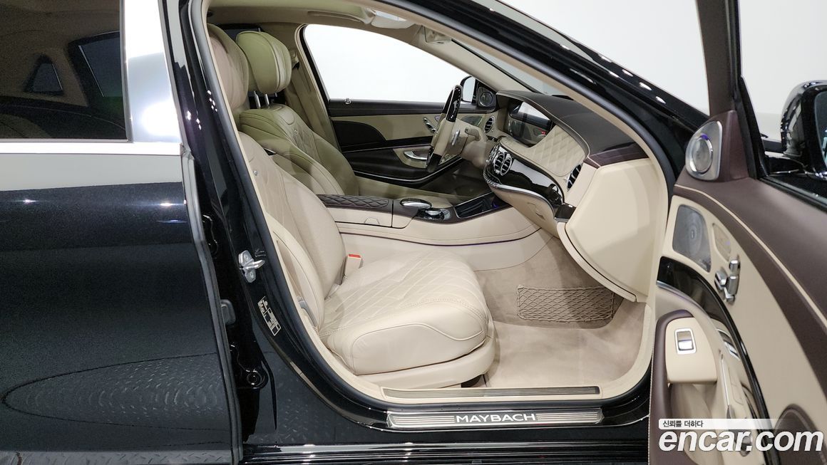 Mercedes-Benz S-Class 2020