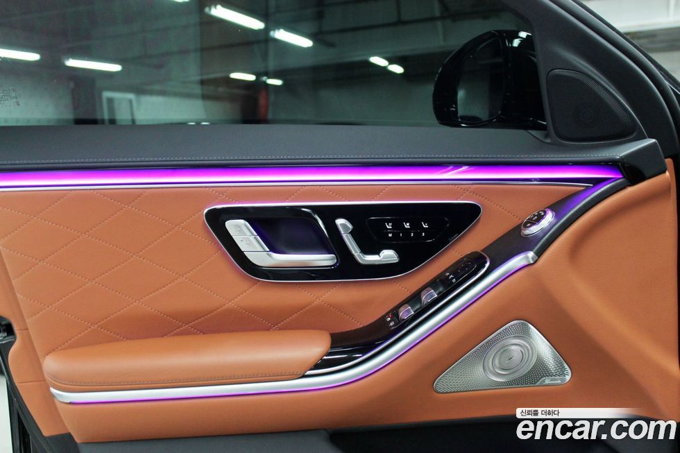 Mercedes-Benz S-Class 2021