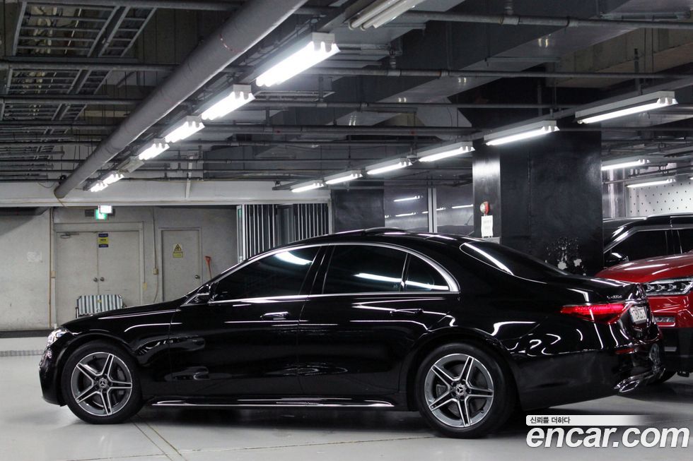 Mercedes-Benz S-Class 2021