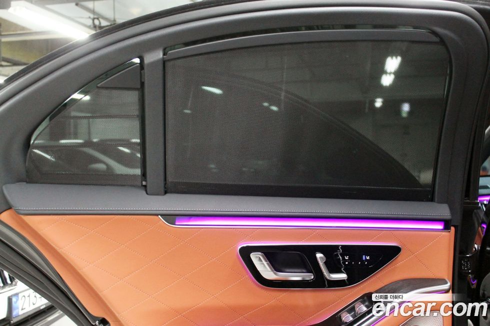 Mercedes-Benz S-Class 2021