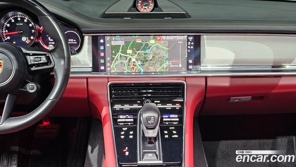 Porsche Panamera 2022