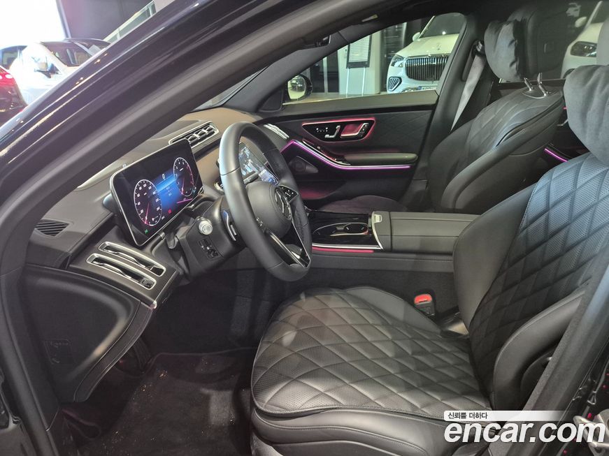 Mercedes-Benz S-Class 2025