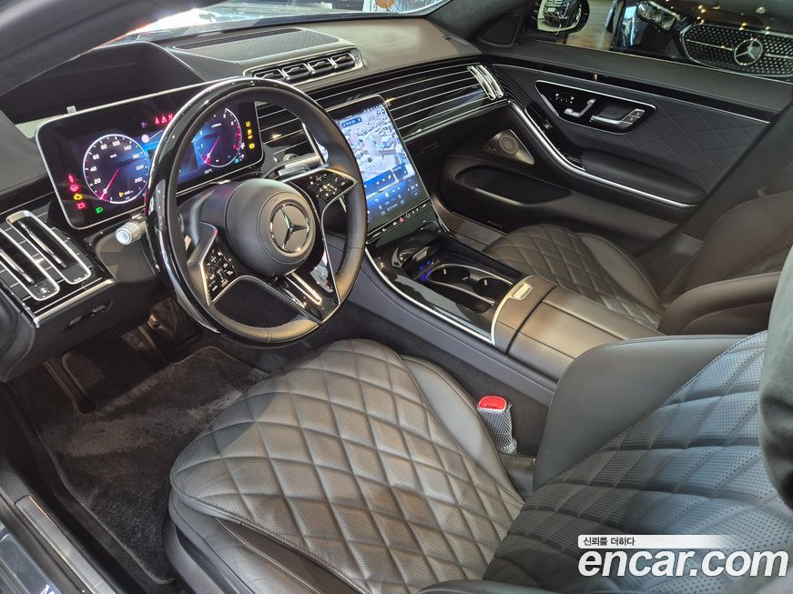 Mercedes-Benz S-Class 2025