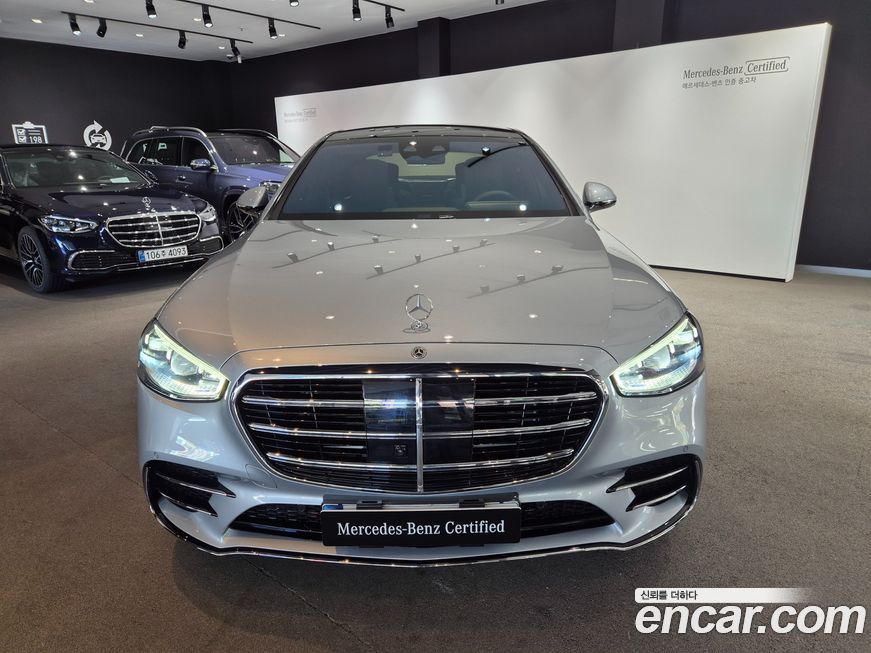 Mercedes-Benz S-Class 2025