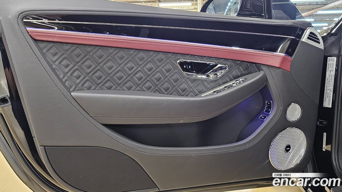 Bentley Continental 2021