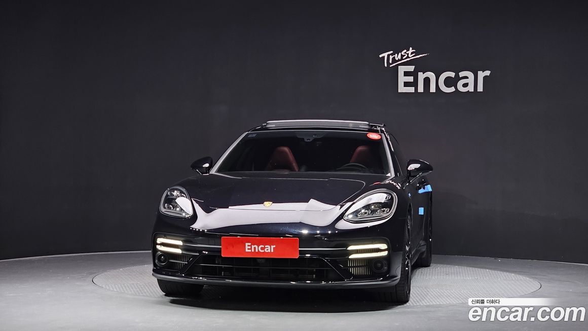 Porsche Panamera 2022