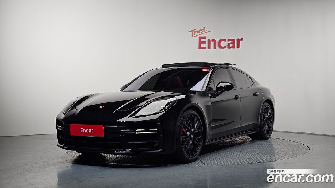 Porsche Panamera 2025