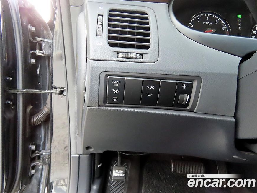 Hyundai Grandeur 2010