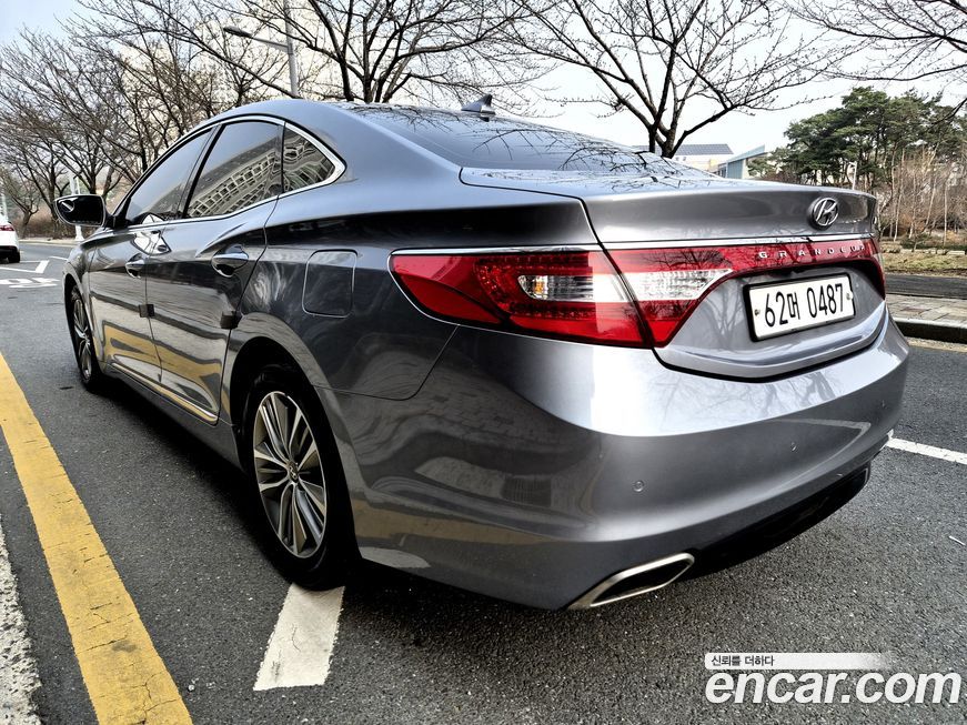 Hyundai Grandeur 2016