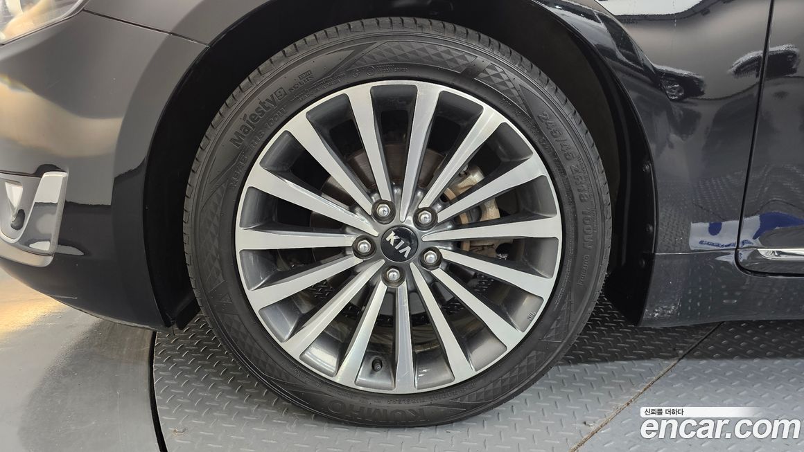 Kia K7 2013