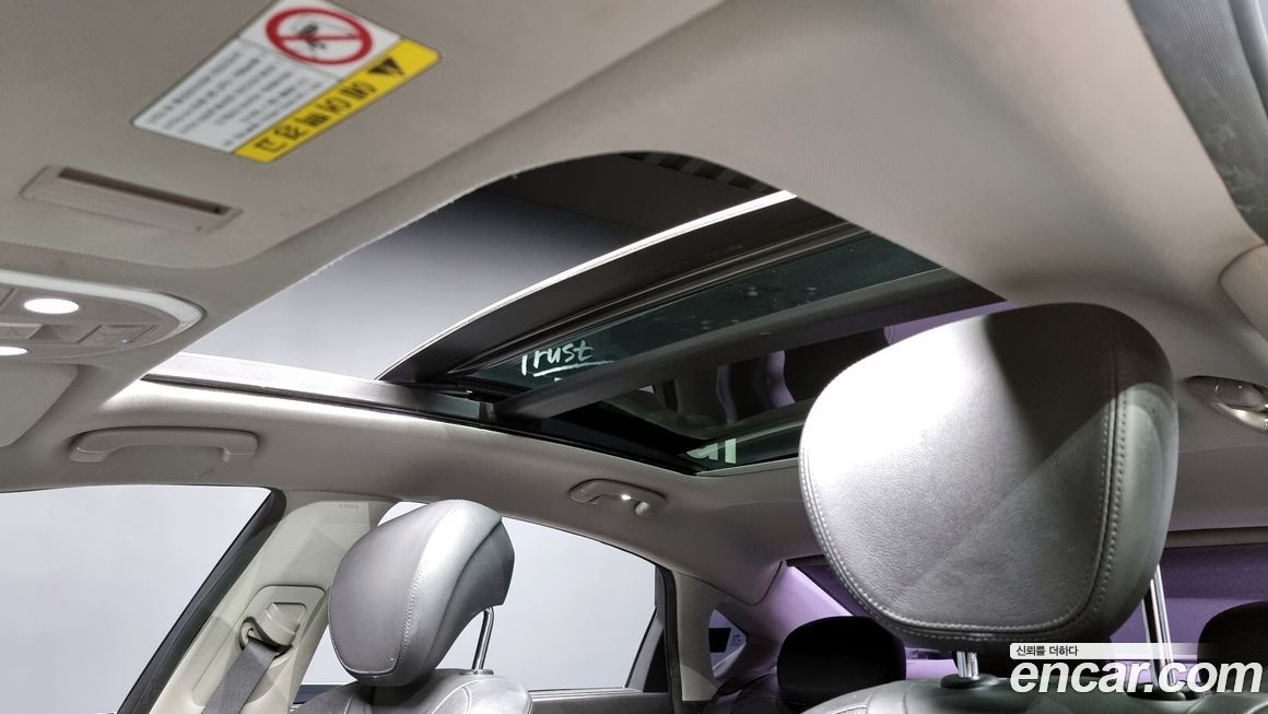 Hyundai Genesis 2016