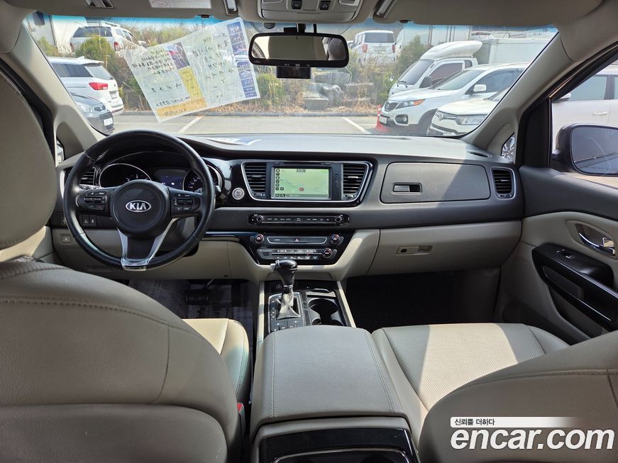 Kia Canival 2016