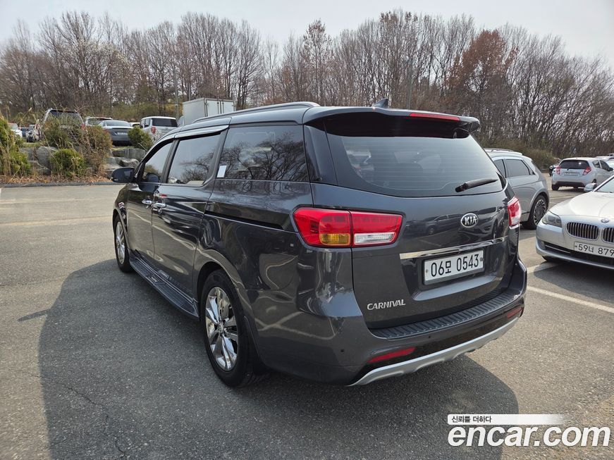 Kia Canival 2016