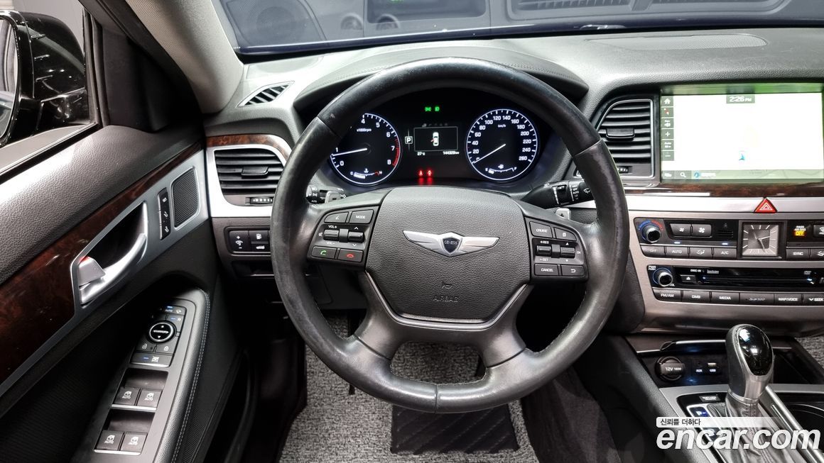 Hyundai Genesis 2016