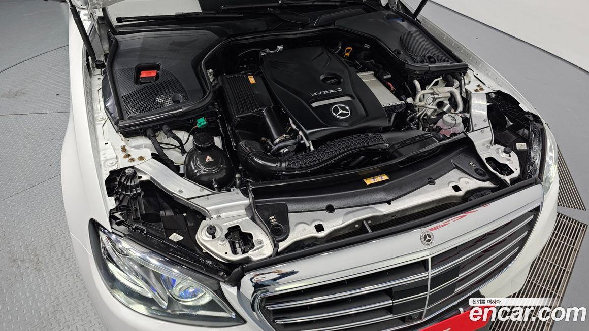 Mercedes-Benz E-Class 2020