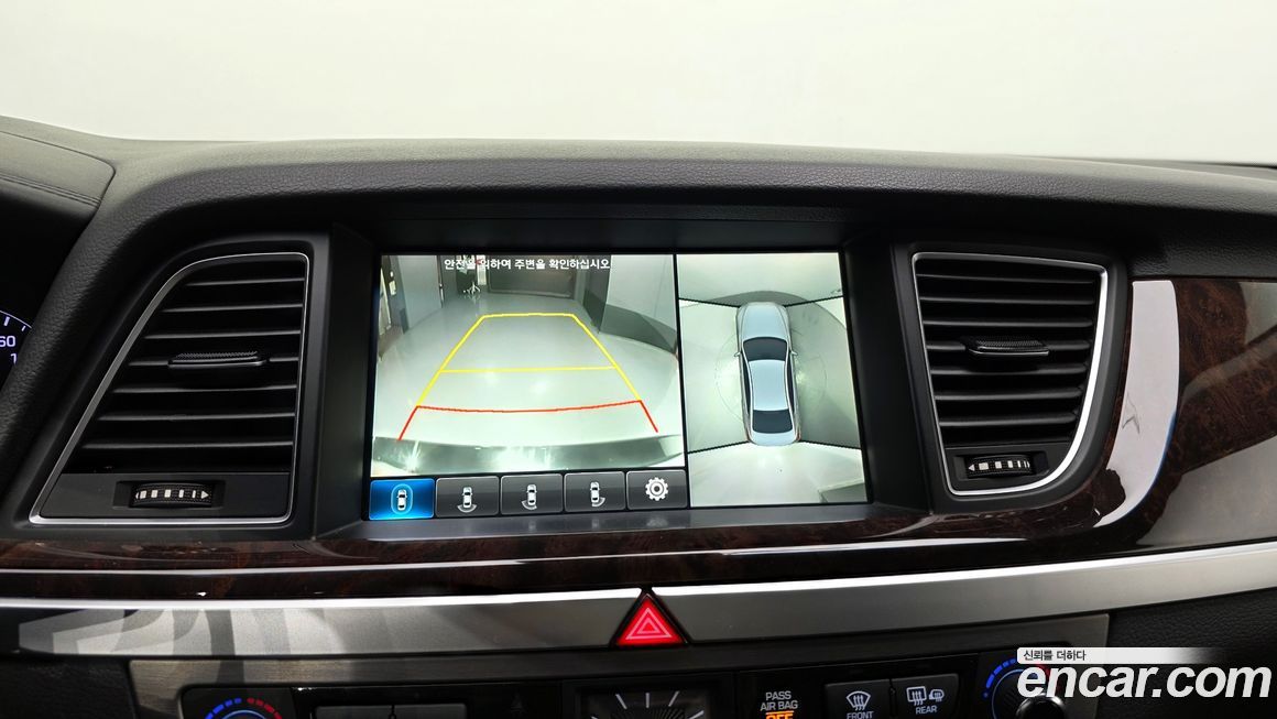 Hyundai Genesis 2016