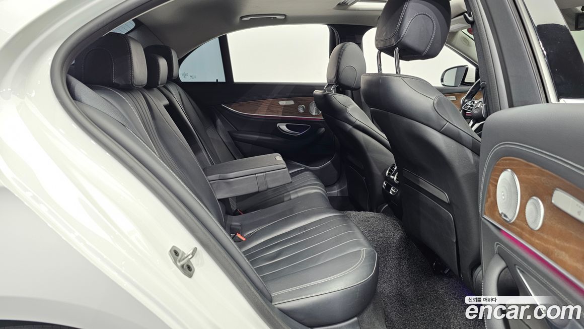 Mercedes-Benz E-Class 2020