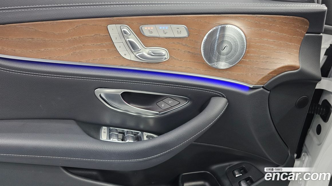 Mercedes-Benz E-Class 2020