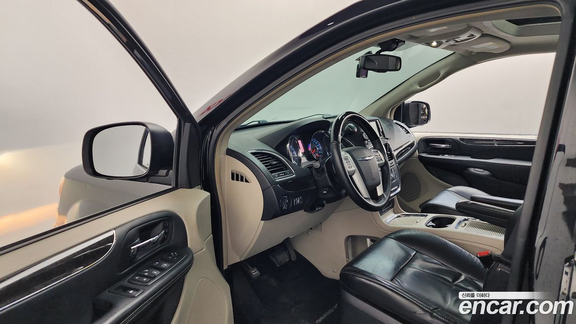 Chrysler Grand Voyager 2016