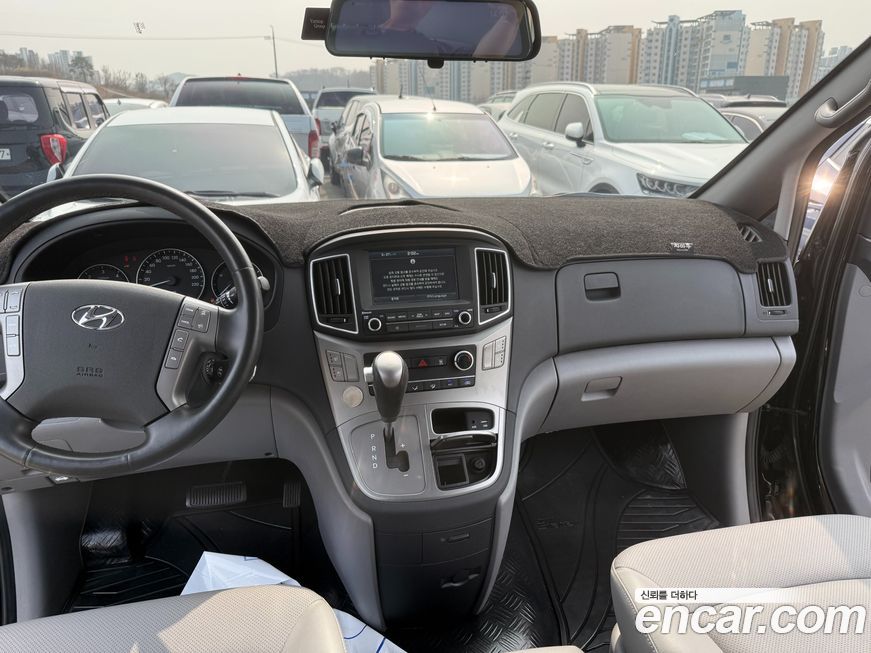 Hyundai Starex 2019