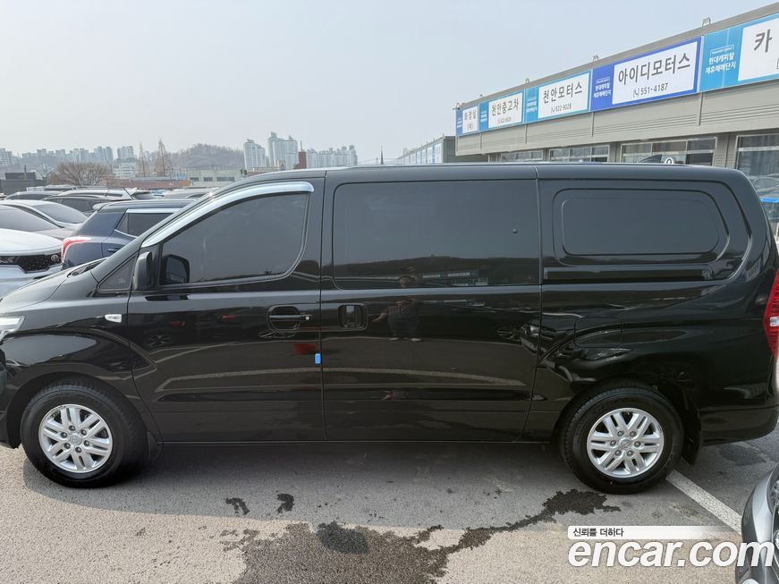 Hyundai Starex 2019