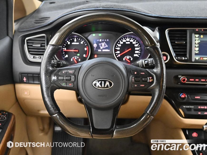 Kia Canival 2015
