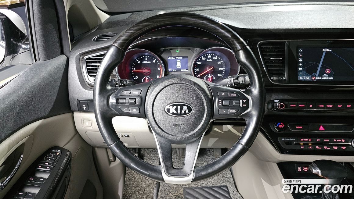 Kia Canival 2019