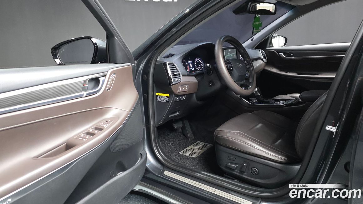 Hyundai Grandeur 2017