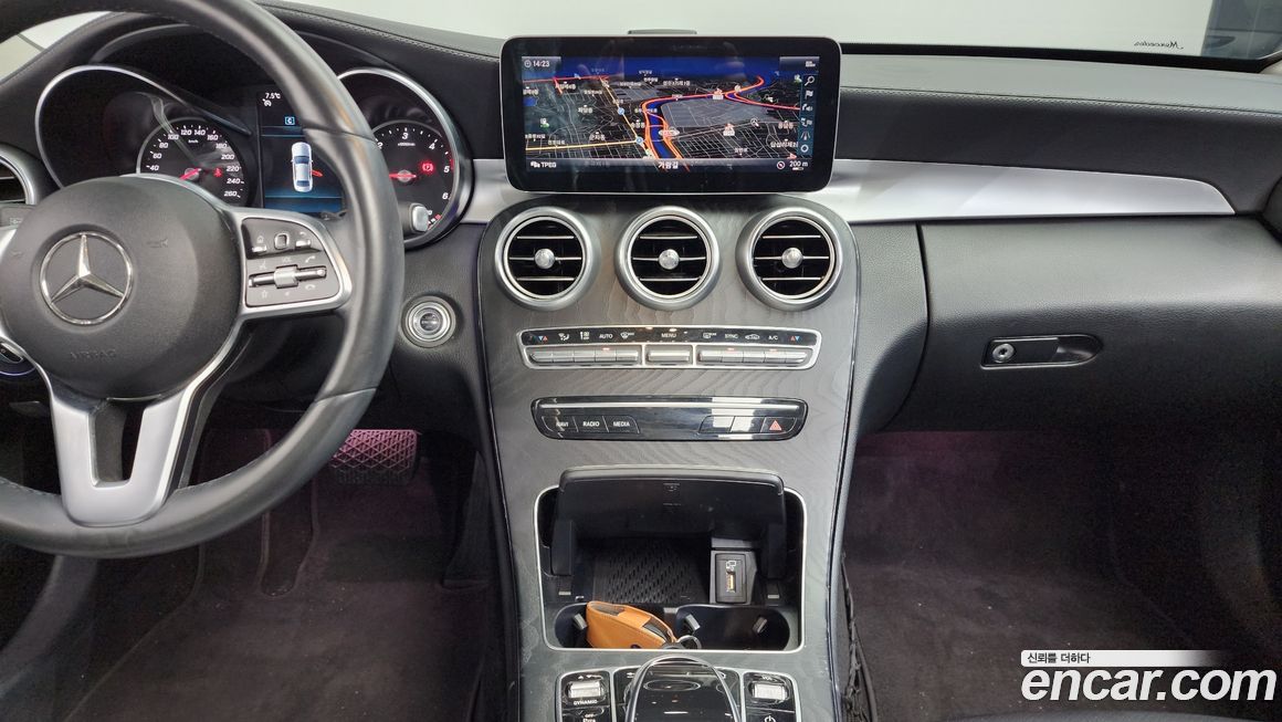 Mercedes-Benz C-Class 2019