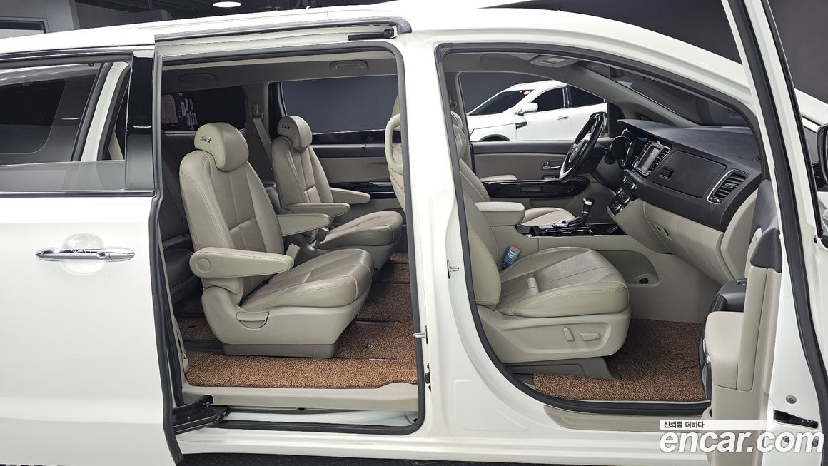 Kia Canival 2019