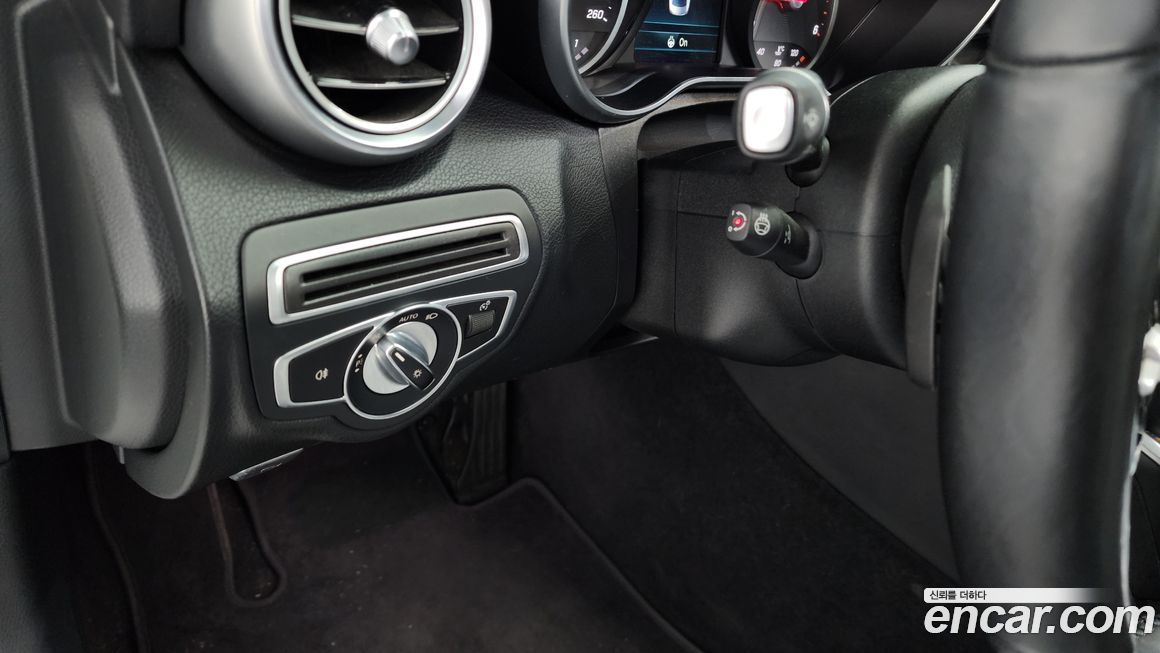 Mercedes-Benz C-Class 2019