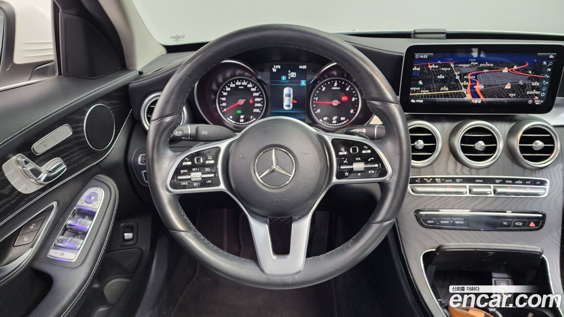 Mercedes-Benz C-Class 2019
