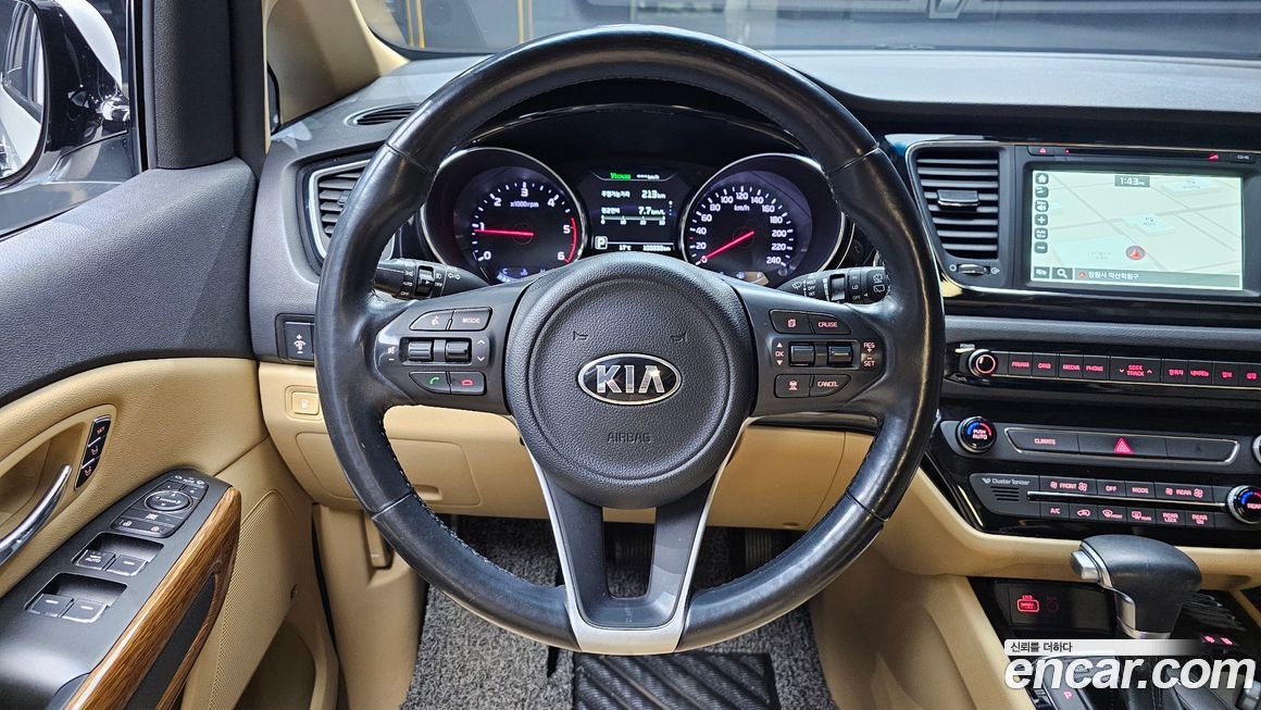 Kia Canival 2017