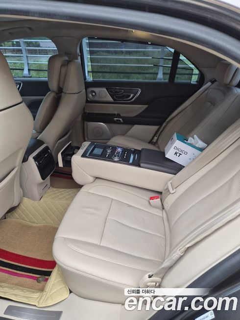 Lincoln Continental 2019