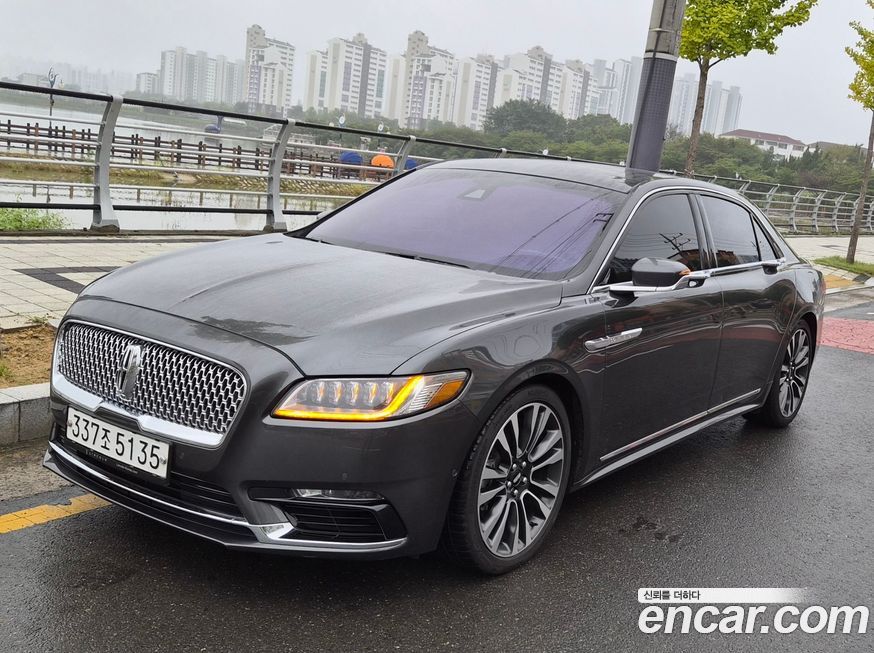 Lincoln Continental 2019