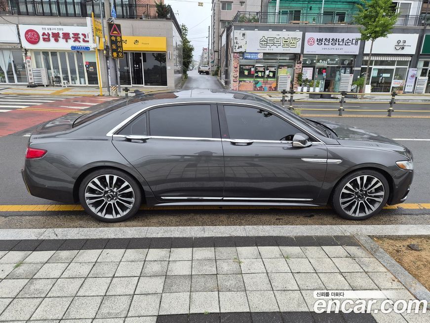 Lincoln Continental 2019